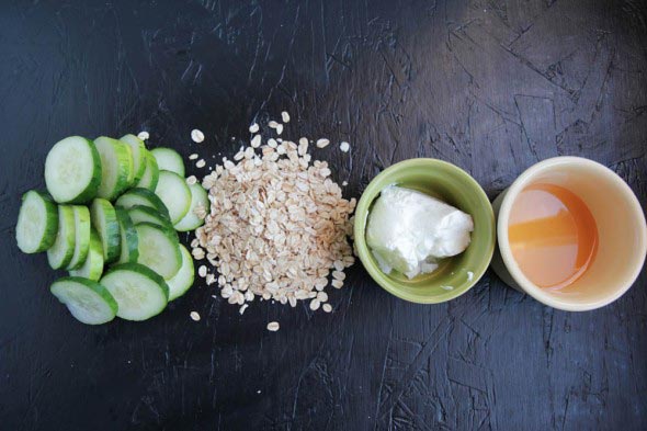 Cucumber,-honey-and-oat-face-mask